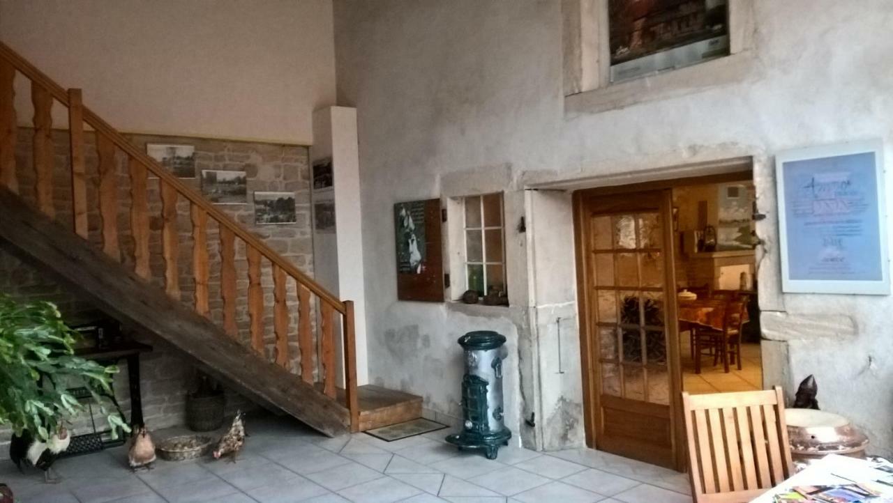 La Ferme Du Grand Faubourg Bed & Breakfast Pont-de-Vaux Exterior photo